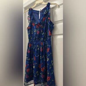 Cute, blue dress with pretty flowers and ruffles. Size Medium, by Old Navy.